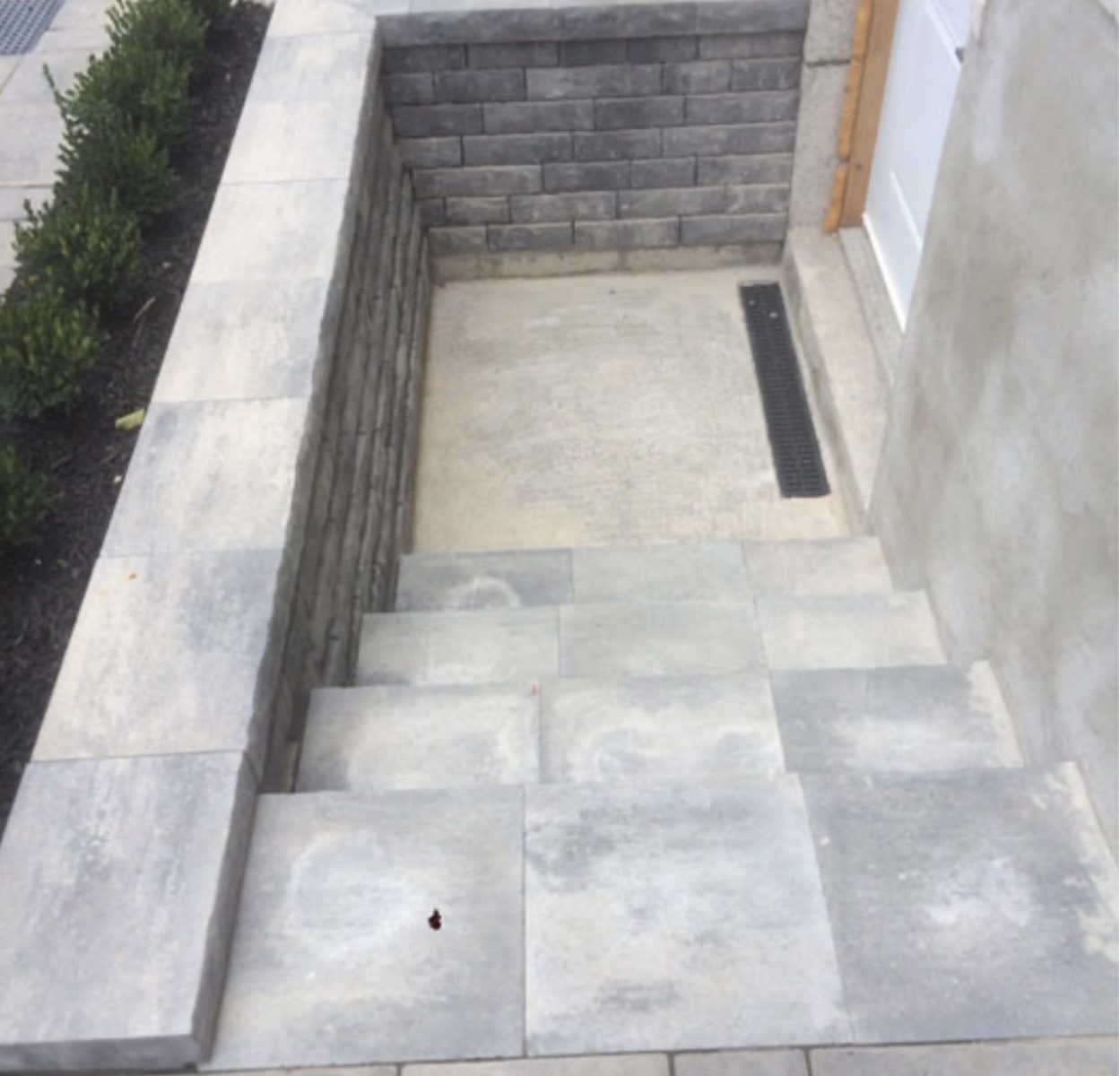 4A01EA3B-0B11-4AA4-BC95-A378309217EC