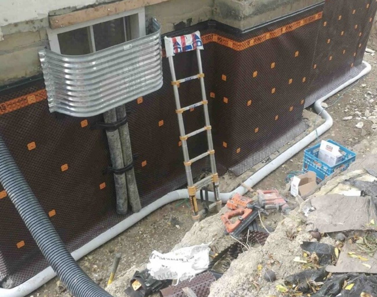 9E5A7F02-7B74-463F-B3B1-32230F224335