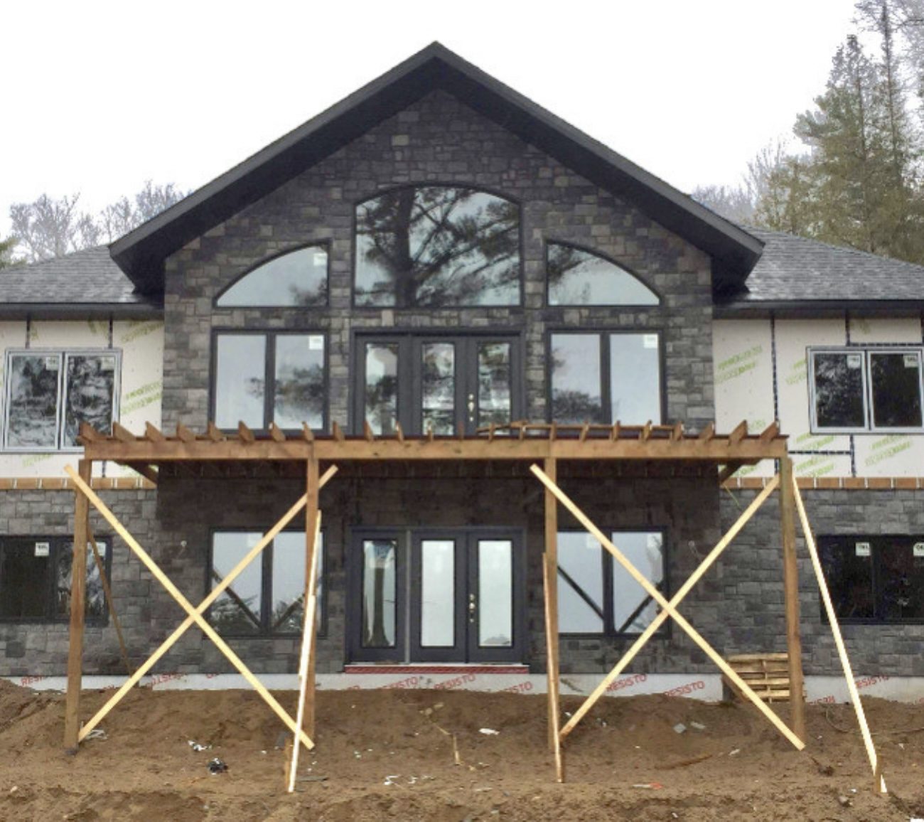 C8CA7BB3-74D6-4C17-9EEC-F7054DC6A1CF