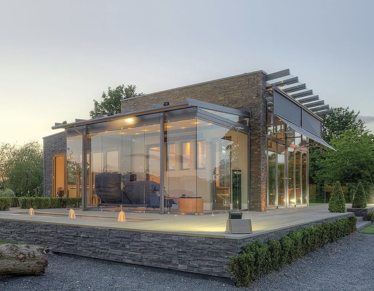 CFF5D5EA-774B-45C3-91DA-5C0C236C1E8E